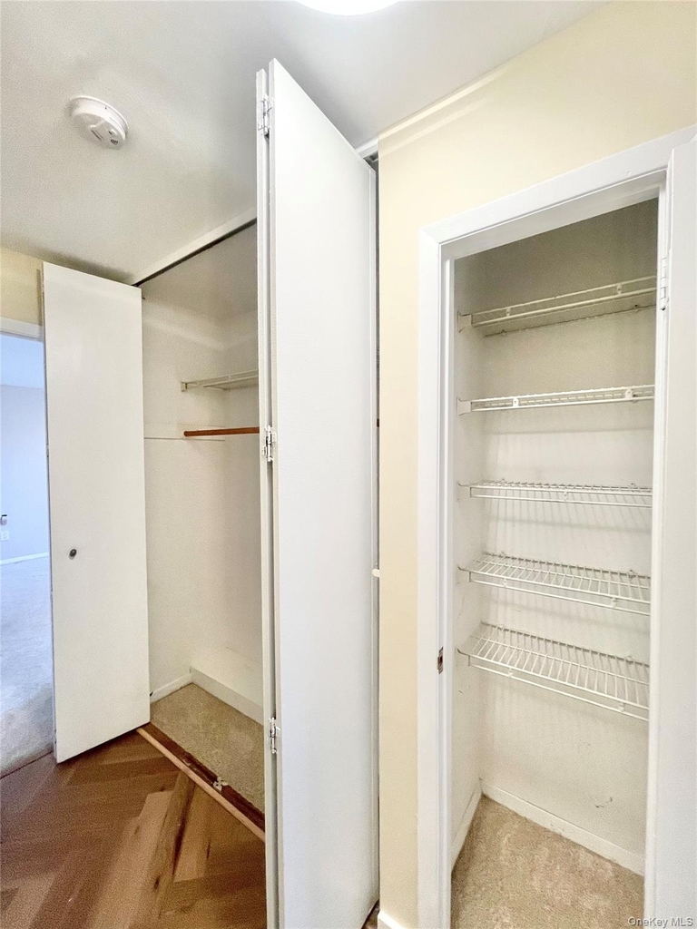 12 Bond Street - Photo 23