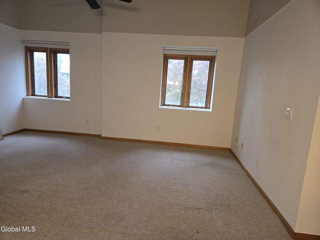 222 S Ten Broeck Street - Photo 8