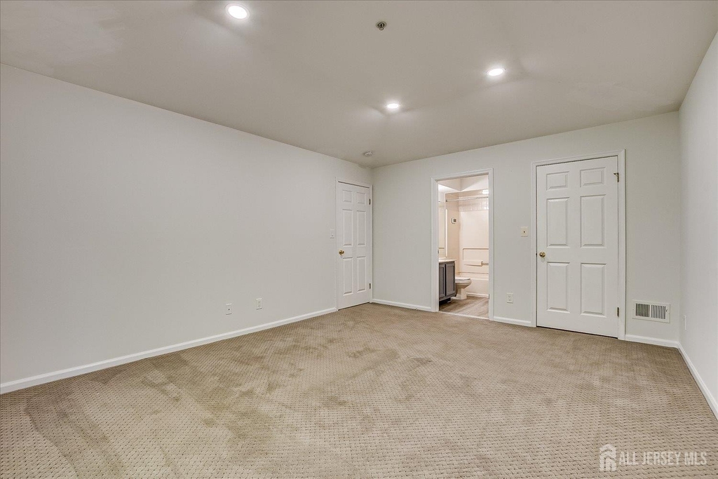 936 Waterford Drive - Photo 18