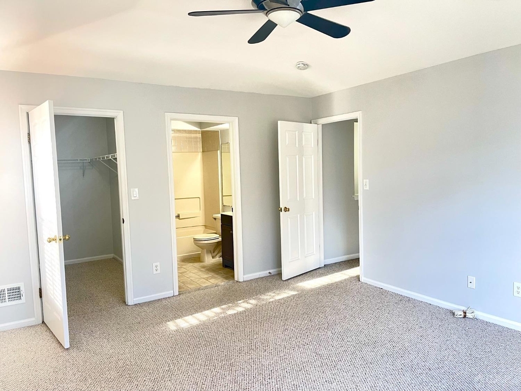 434 Waterford Drive - Photo 5