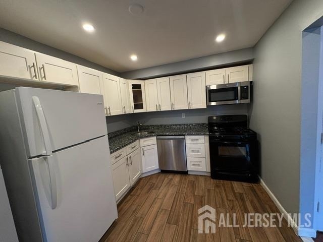 332 College Drive - Photo 1