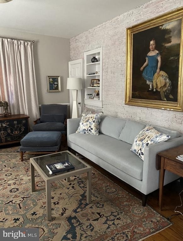 6 E Cecil St - Photo 7