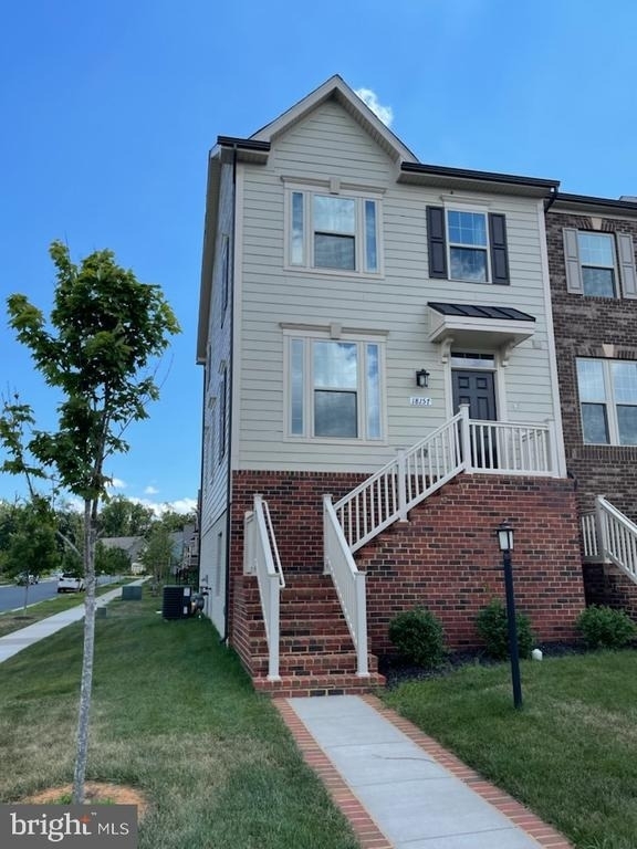 18157 Red Mulberry Road - Photo 1