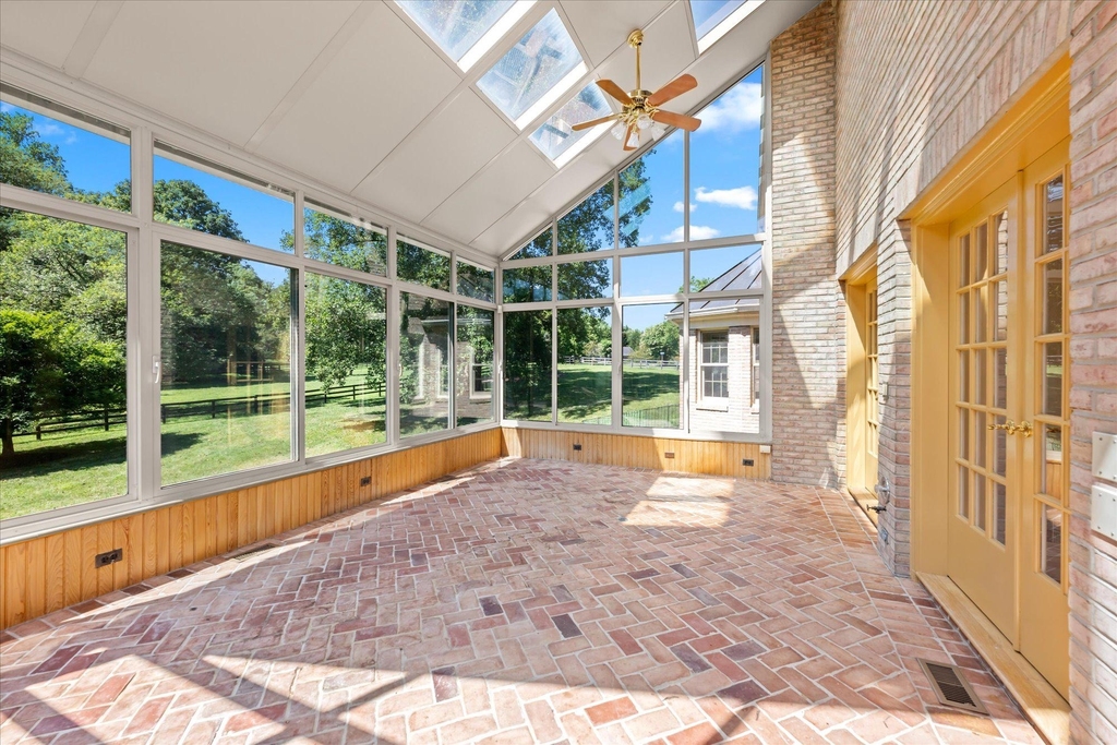 1051 Kelso Road - Photo 0