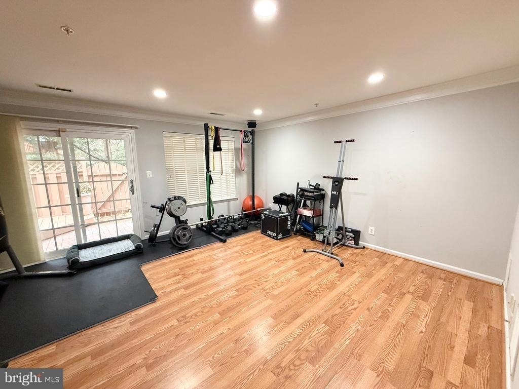 162 Barrett Place - Photo 2