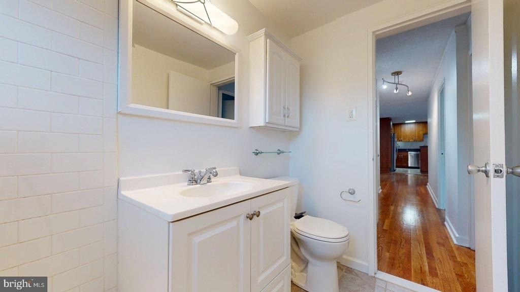 1200 S Arlington Ridge Road - Photo 7