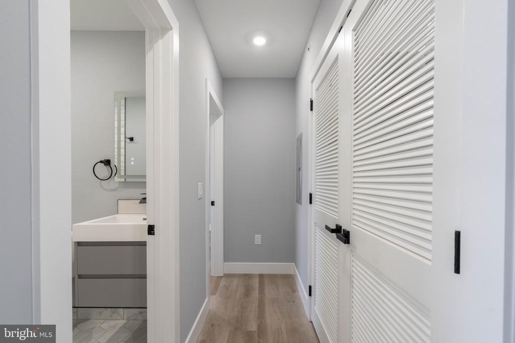 2323 E Cabot Street - Photo 22