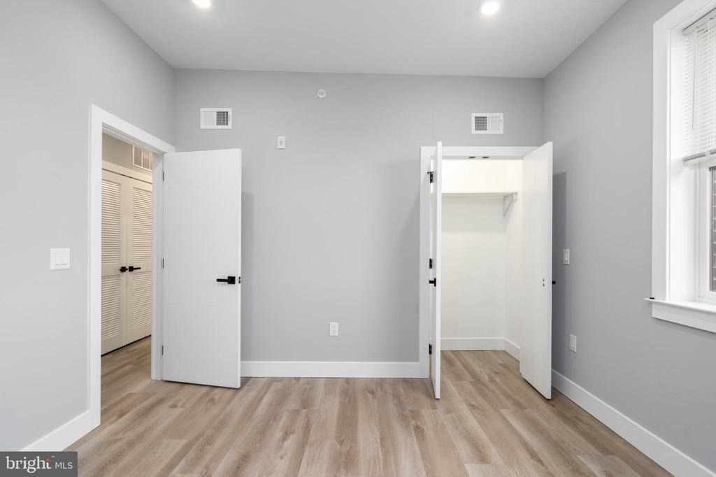 2323 E Cabot Street - Photo 20