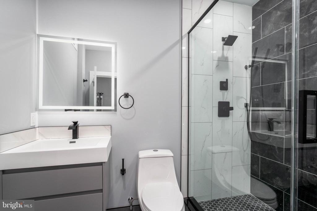2323 E Cabot Street - Photo 14
