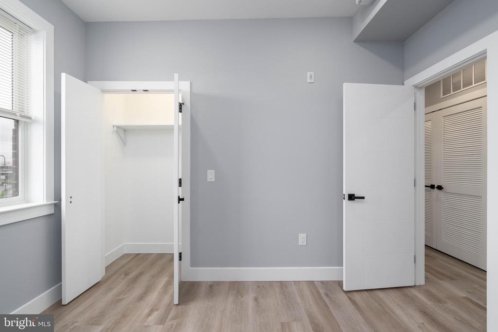 2323 E Cabot Street - Photo 17