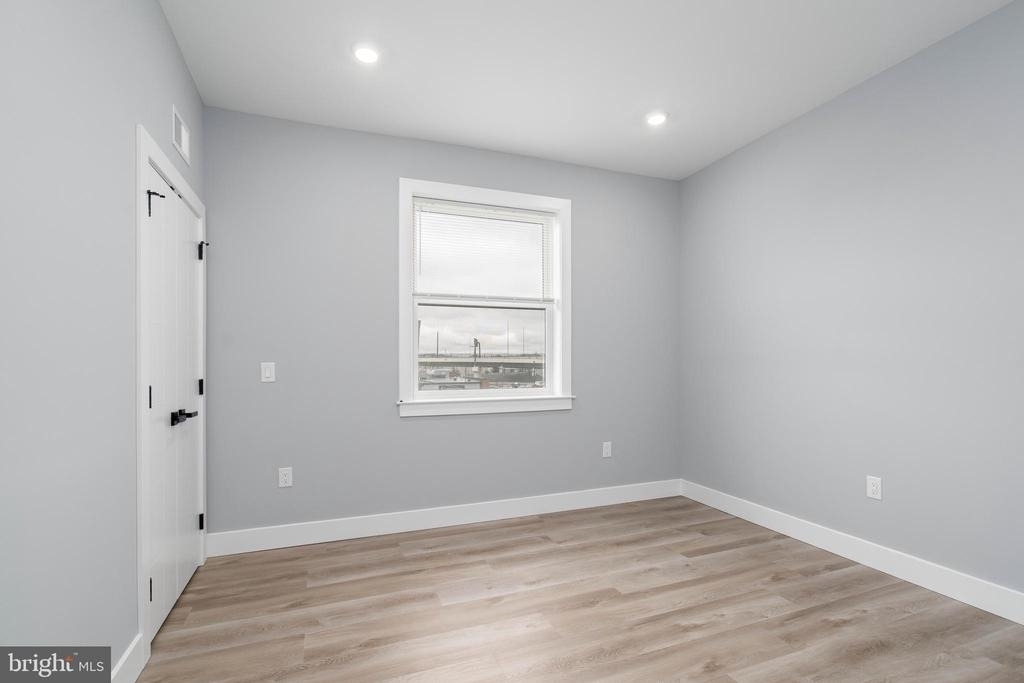 2323 E Cabot Street - Photo 16