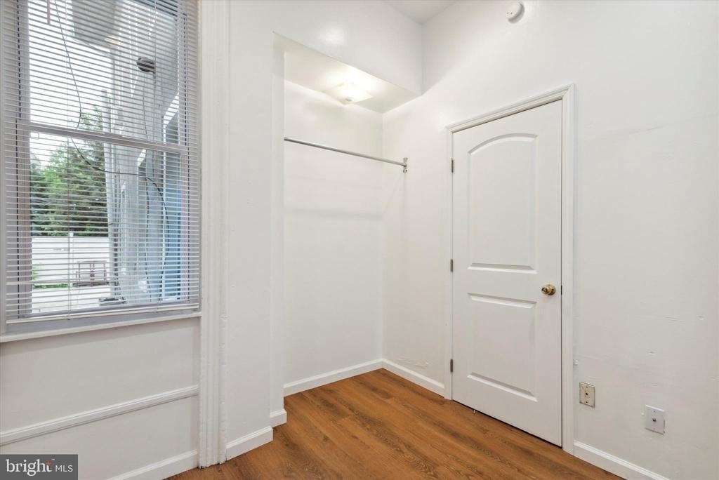 1723 N Willington Street - Photo 3