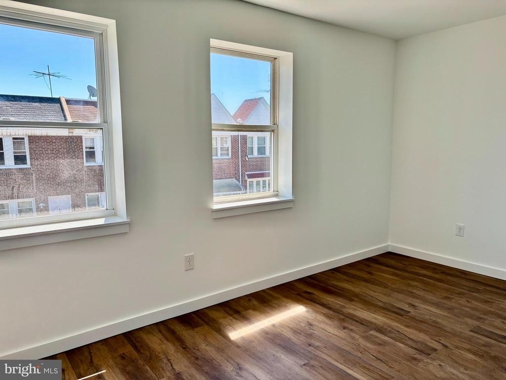 5819 Theodore Street - Photo 7