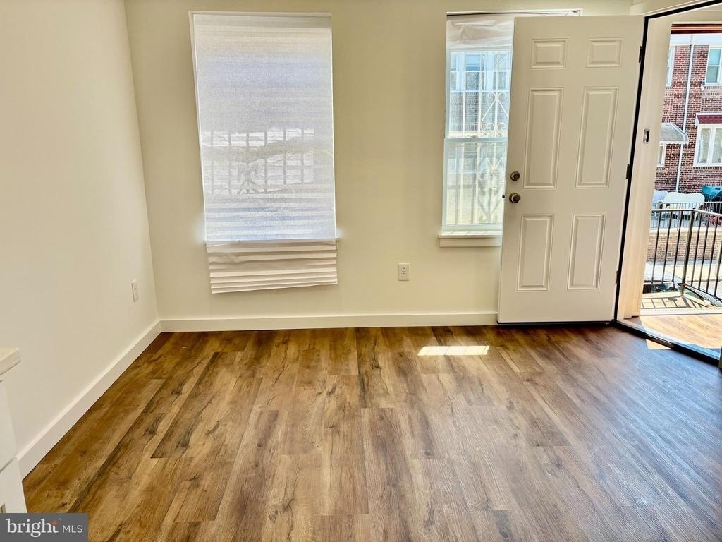 5819 Theodore Street - Photo 5