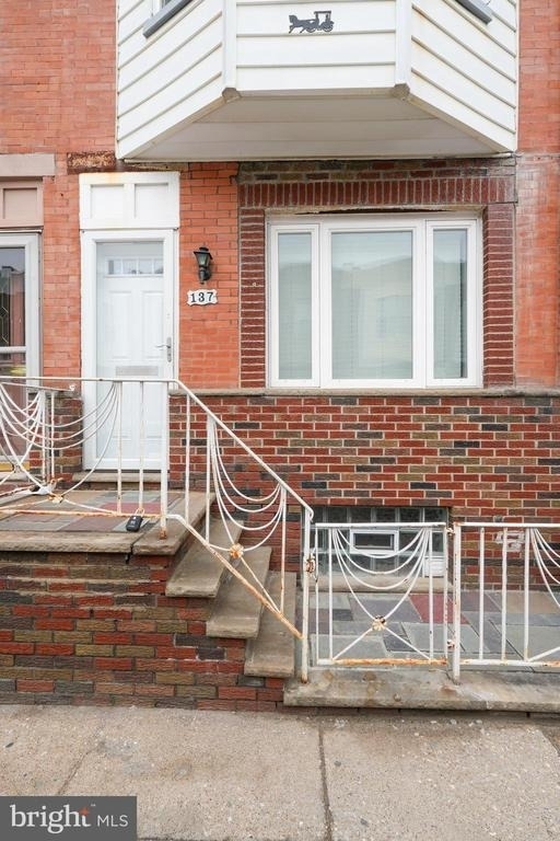 137 Durfor Street - Photo 2