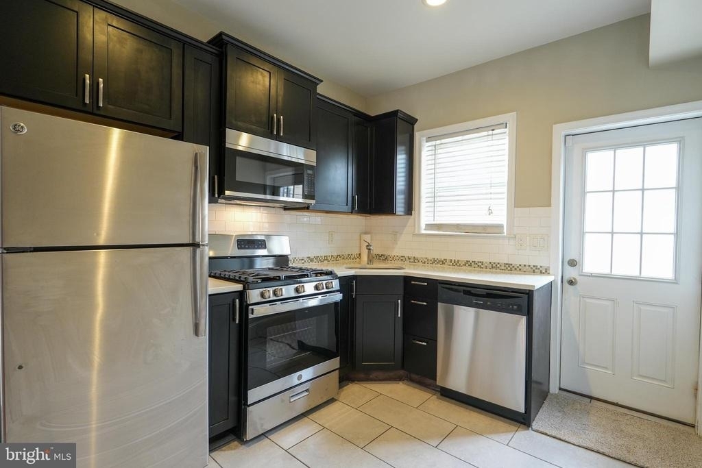 137 Durfor Street - Photo 7