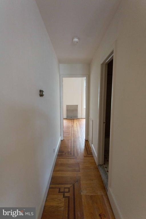 723 Spruce Street - Photo 9
