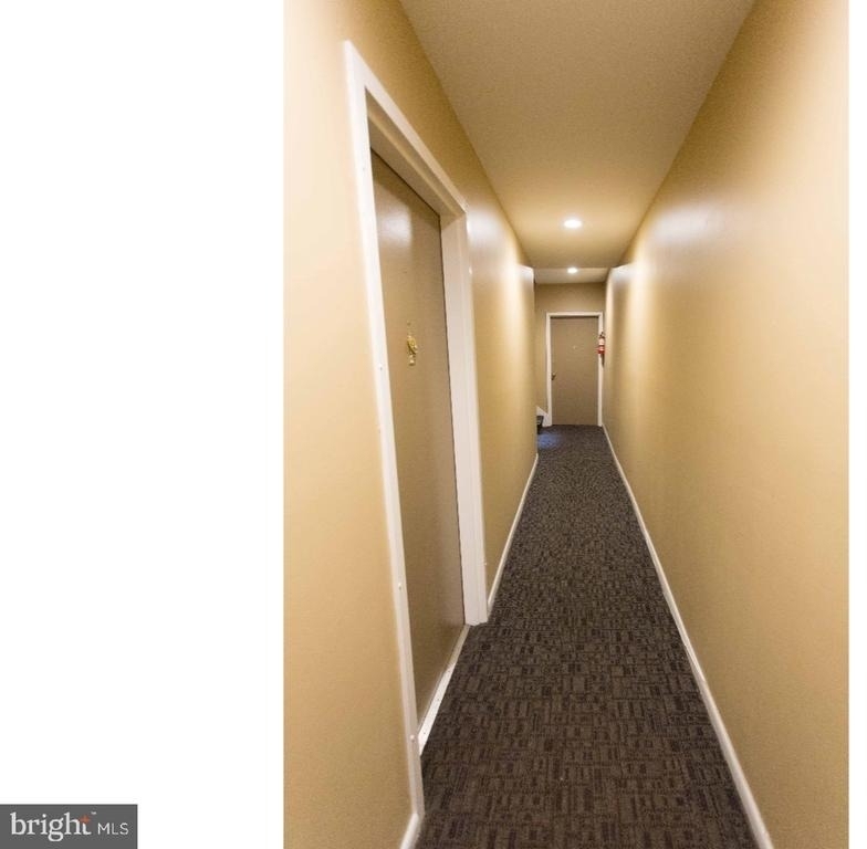 723 Spruce Street - Photo 2