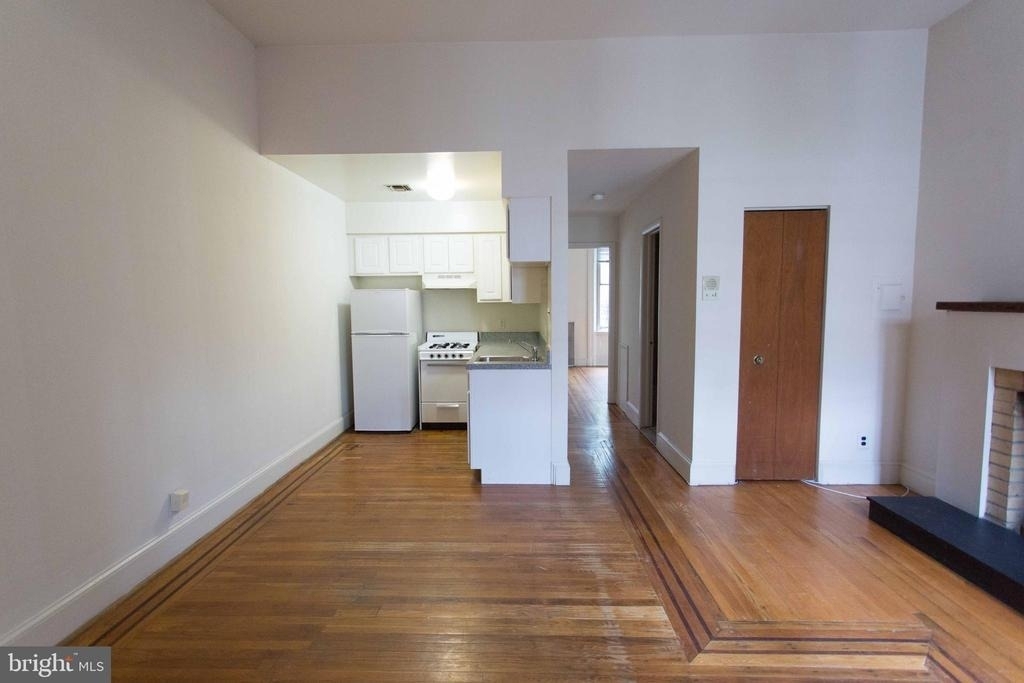 723 Spruce Street - Photo 5
