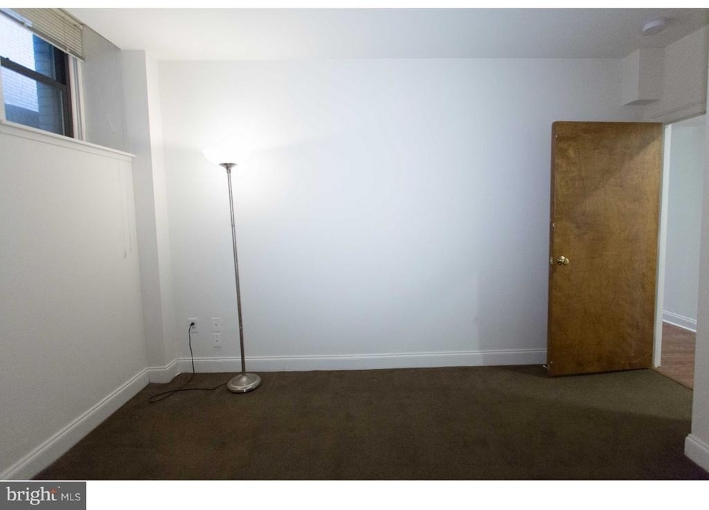 1411-3 Walnut Street - Photo 17