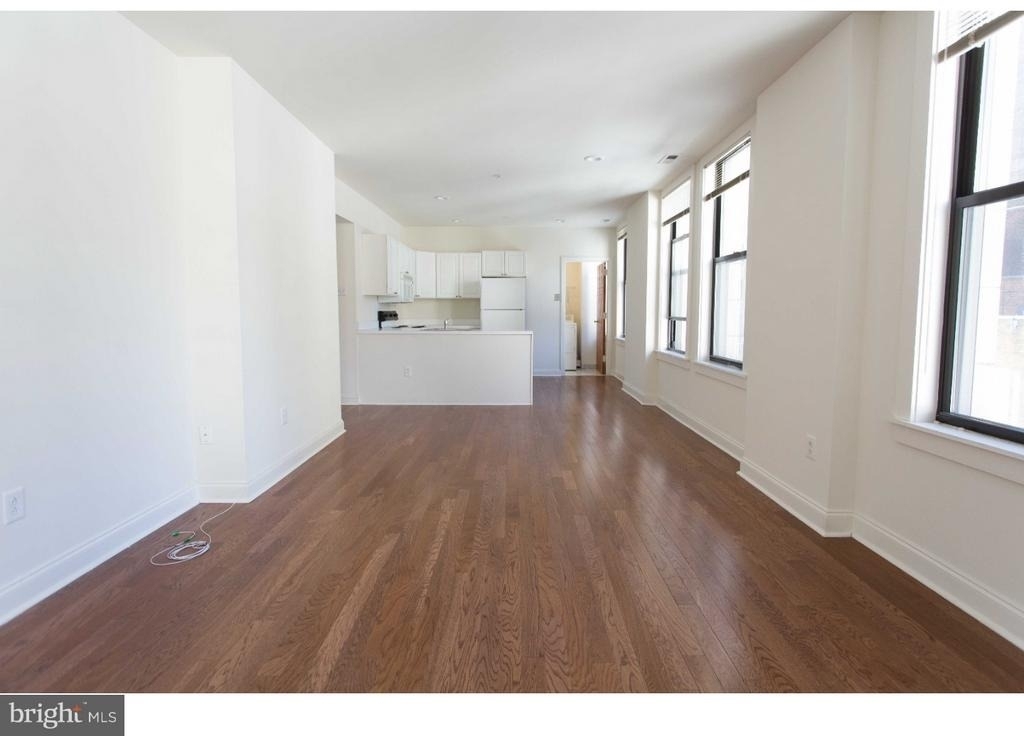 1411-3 Walnut Street - Photo 12