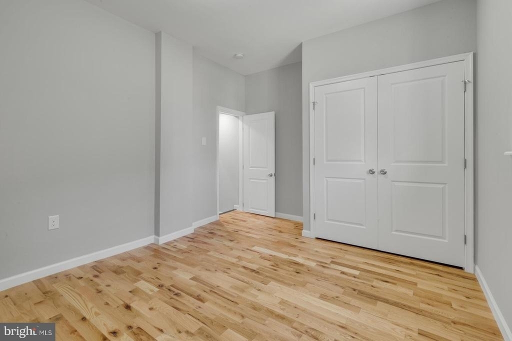 410 Diamond Street - Photo 8