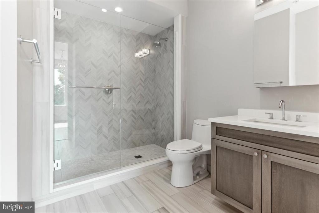 138 S Front Street - Photo 4
