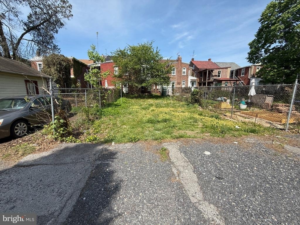 310 N Charlotte Street - Photo 24