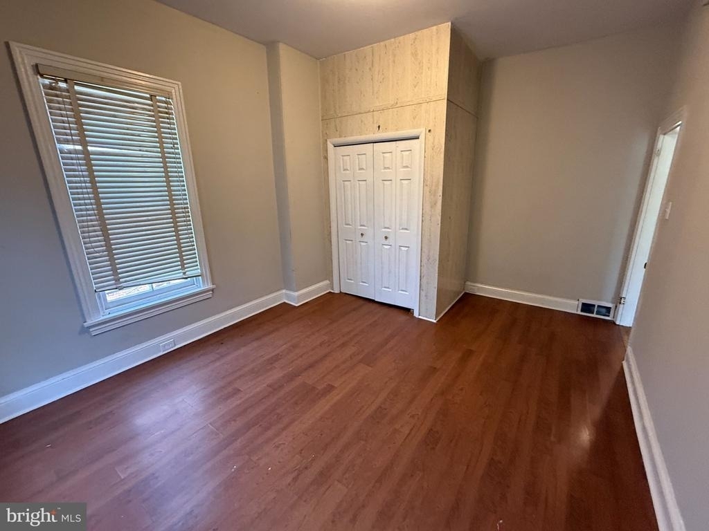 310 N Charlotte Street - Photo 18