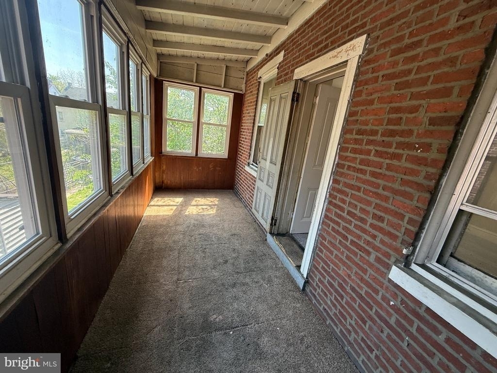 310 N Charlotte Street - Photo 13