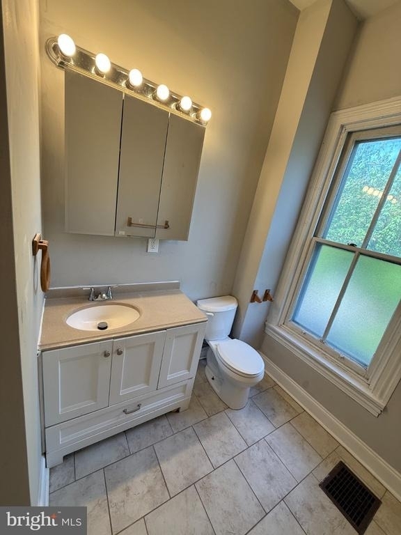 310 N Charlotte Street - Photo 19