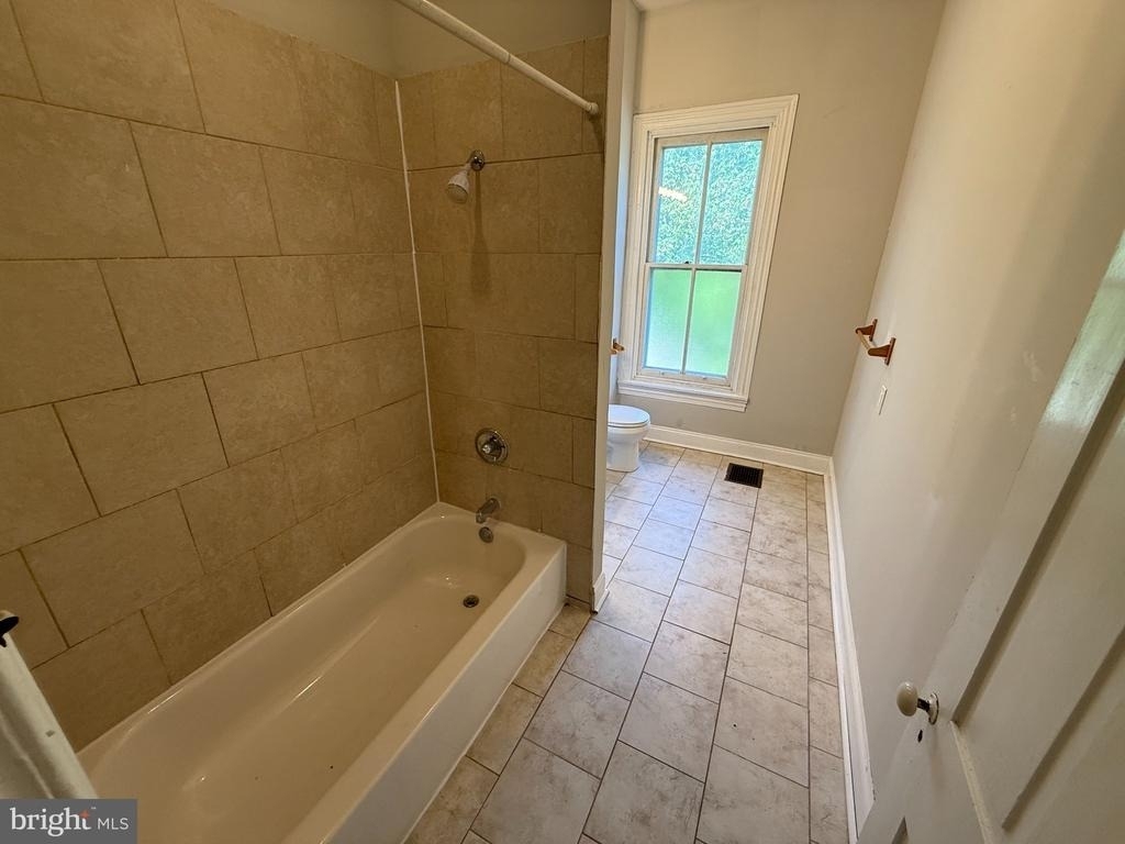 310 N Charlotte Street - Photo 20