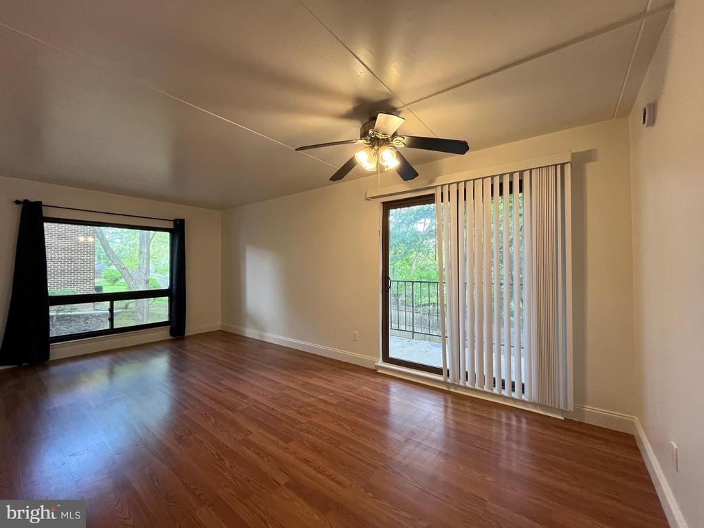 732 Putnam Boulevard - Photo 6