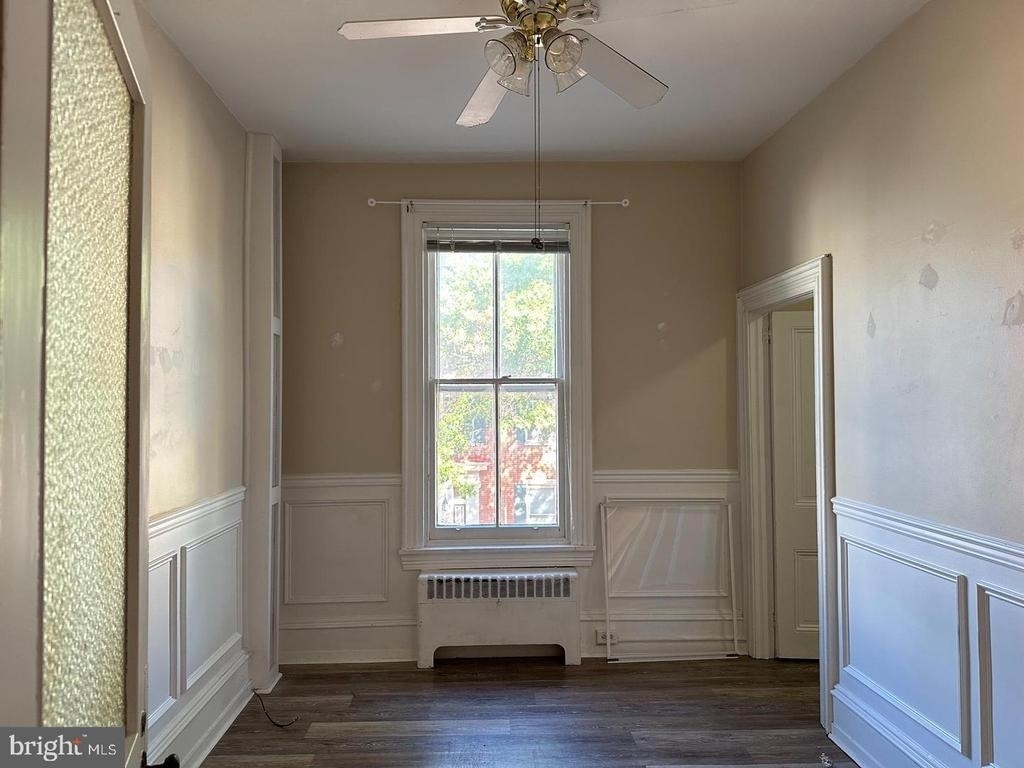 208 W Gay Street - Photo 3