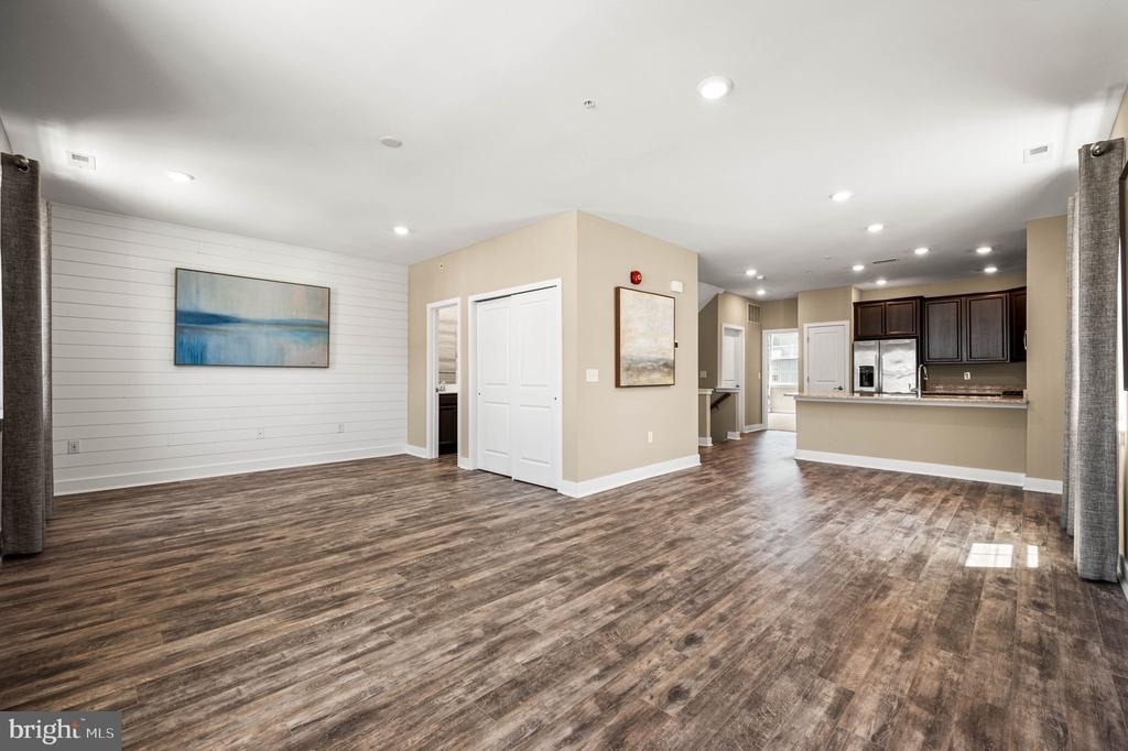 136 Alexandria Street - Photo 14