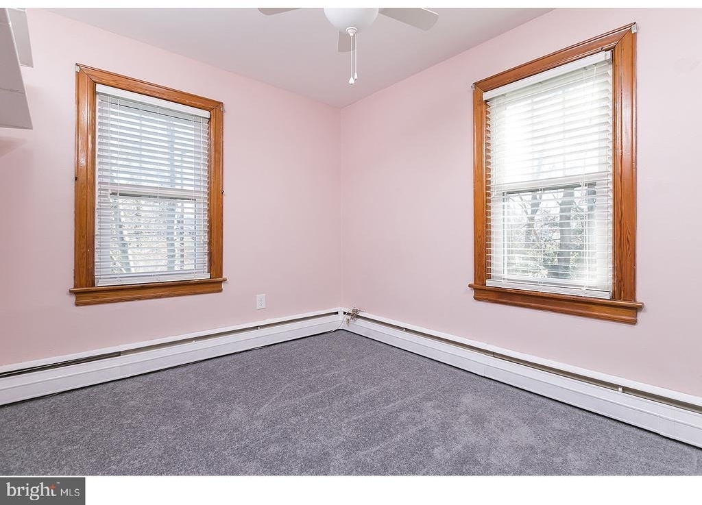 428 Lakeview Avenue - Photo 13