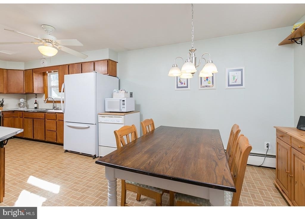 428 Lakeview Avenue - Photo 11