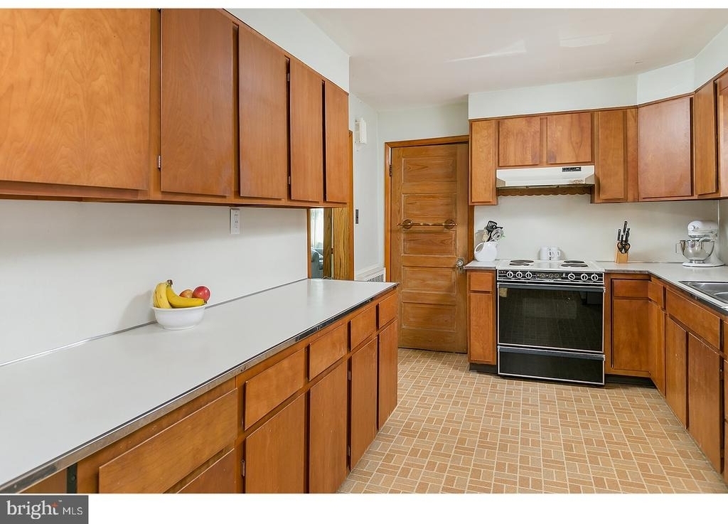 428 Lakeview Avenue - Photo 9