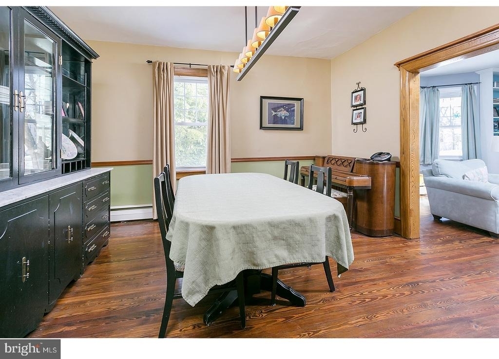 428 Lakeview Avenue - Photo 5