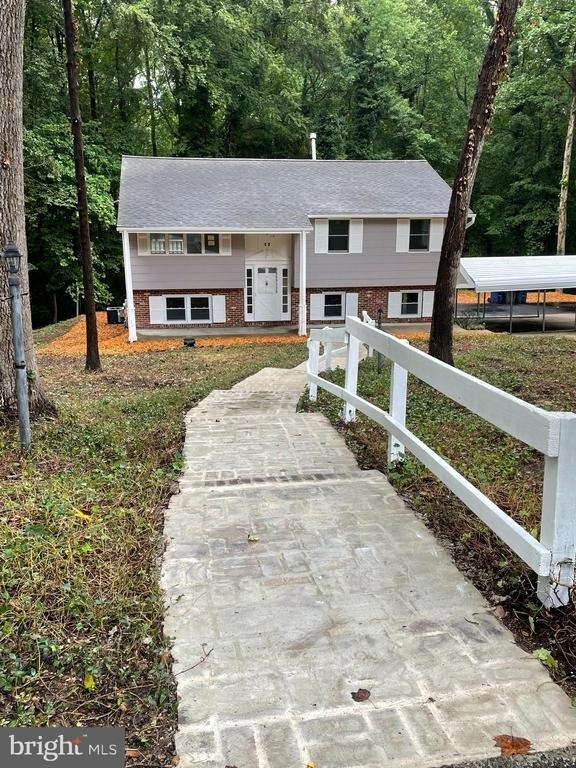 13 Glen Drive - Photo 2