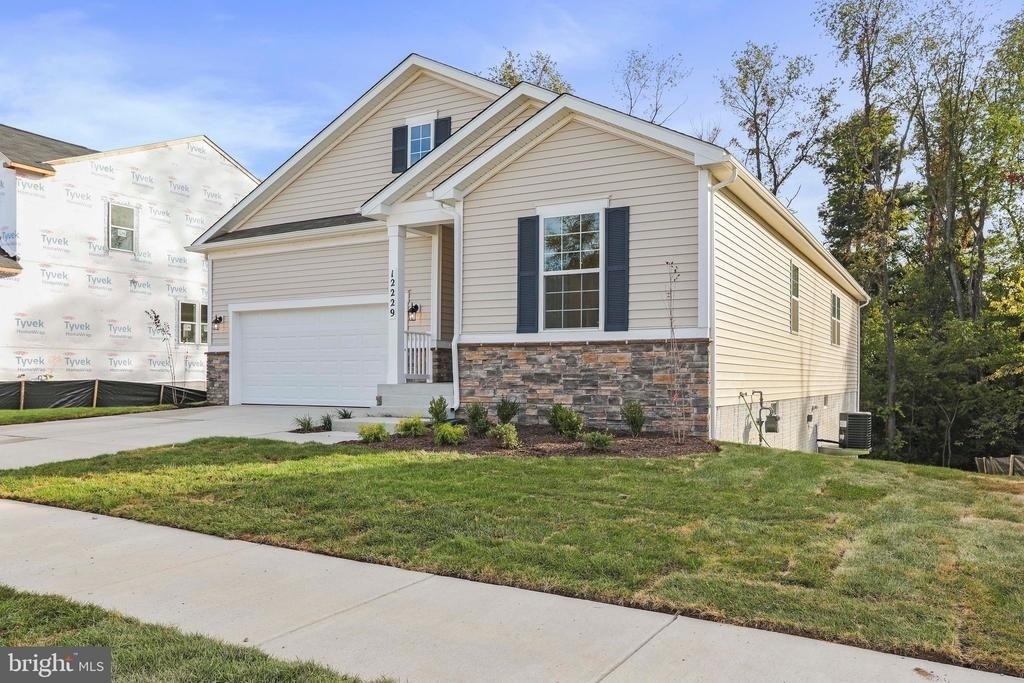 12229 Fallen Timbers Cir - Photo 1