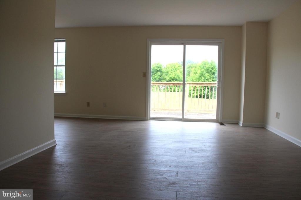 29239 Corbin Parkway - Photo 2