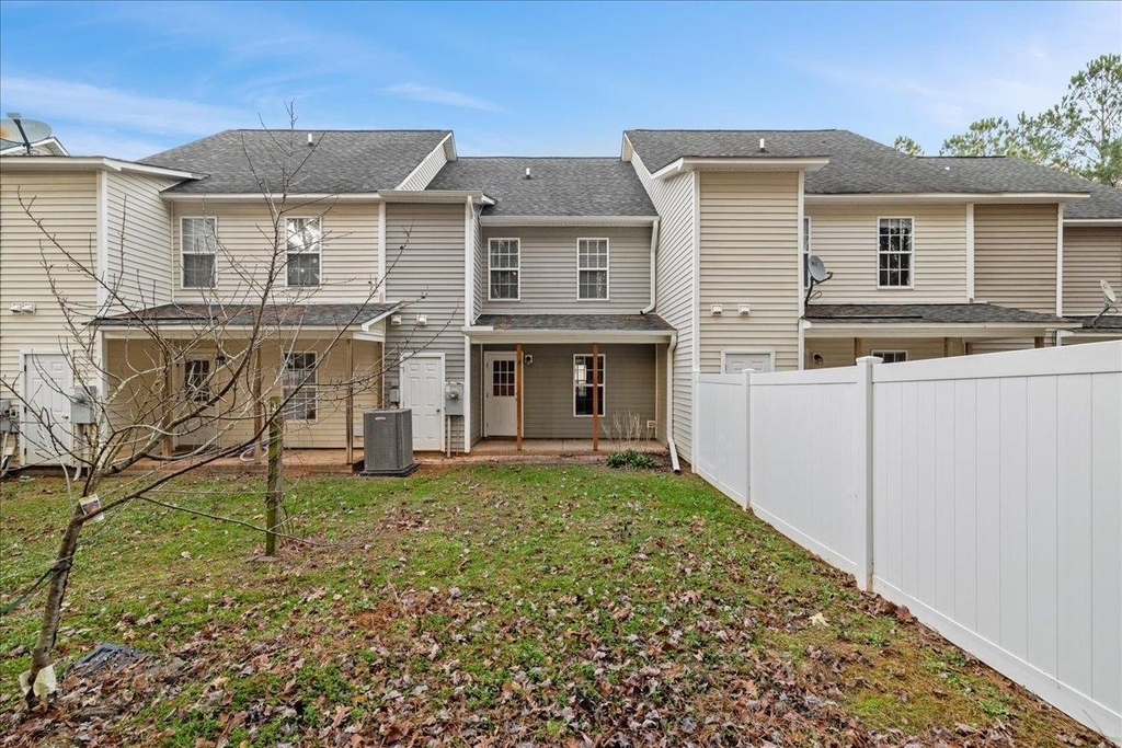 120 Gatwick Court - Photo 23