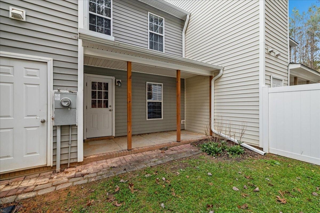 120 Gatwick Court - Photo 25