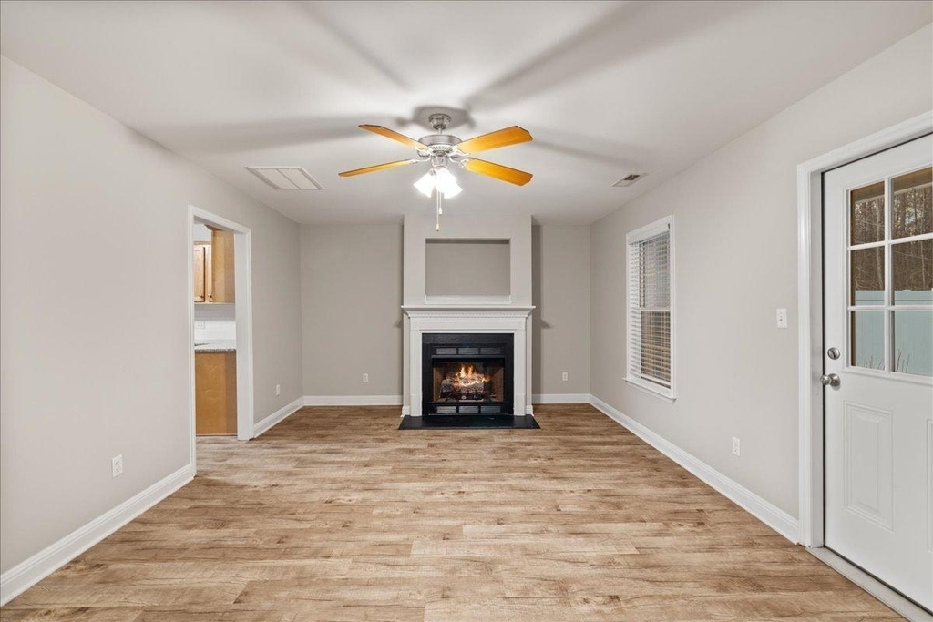 120 Gatwick Court - Photo 10