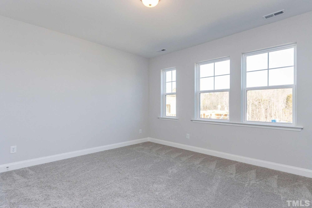 124 Plenty Court - Photo 10