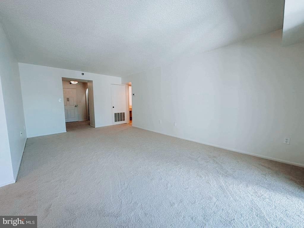 15100 Interlachen Drive - Photo 6