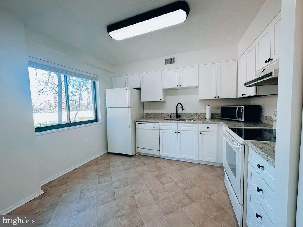 15100 Interlachen Drive - Photo 1