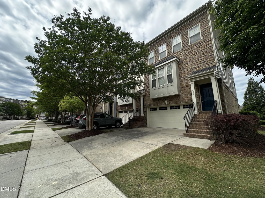 400 Panorama Park Place - Photo 0