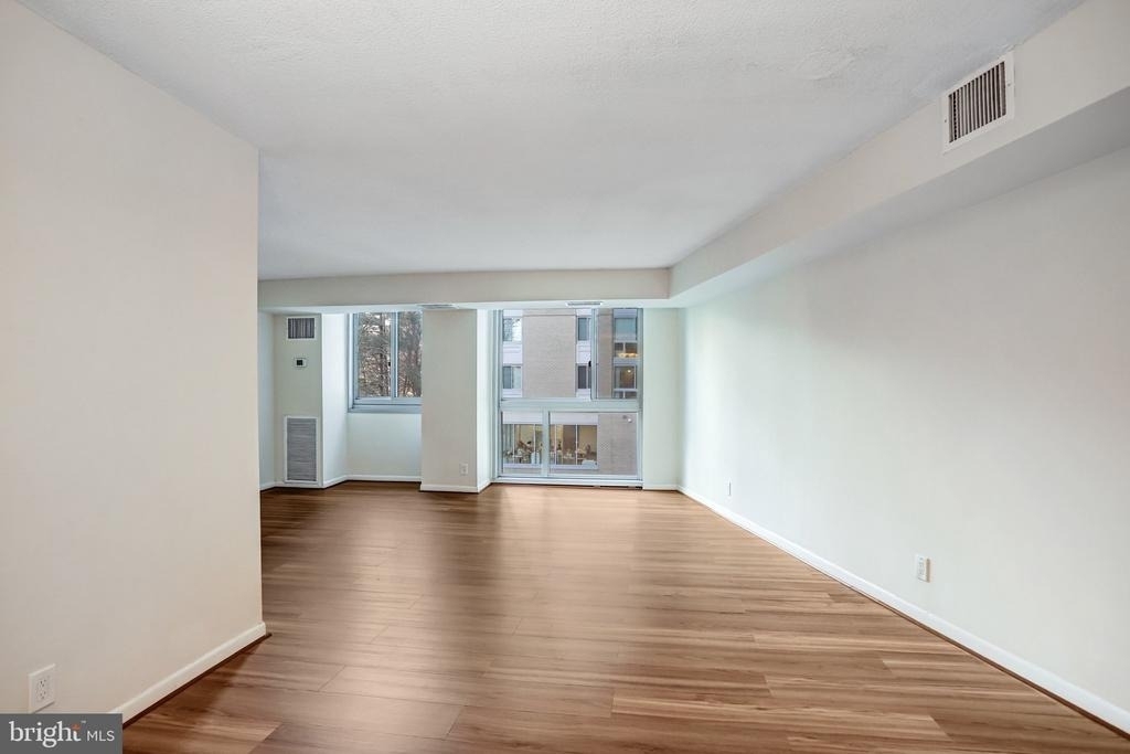 4601 N Park Avenue - Photo 2
